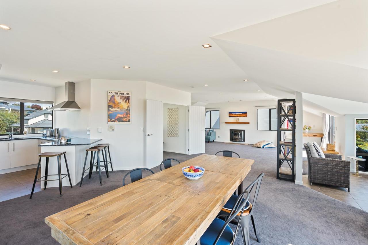 Ironside Lakeview Townhouse Wanaka Extérieur photo