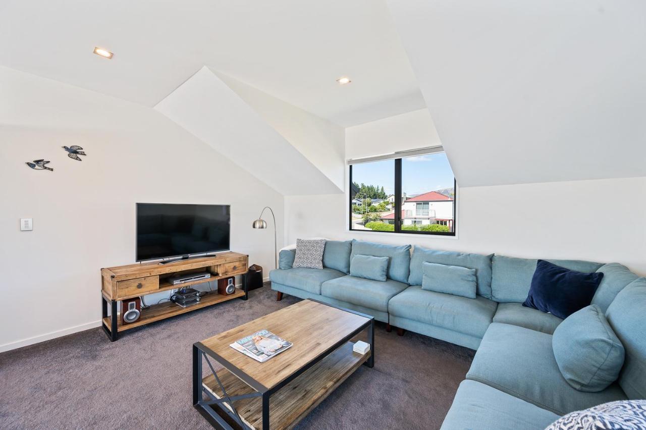 Ironside Lakeview Townhouse Wanaka Extérieur photo