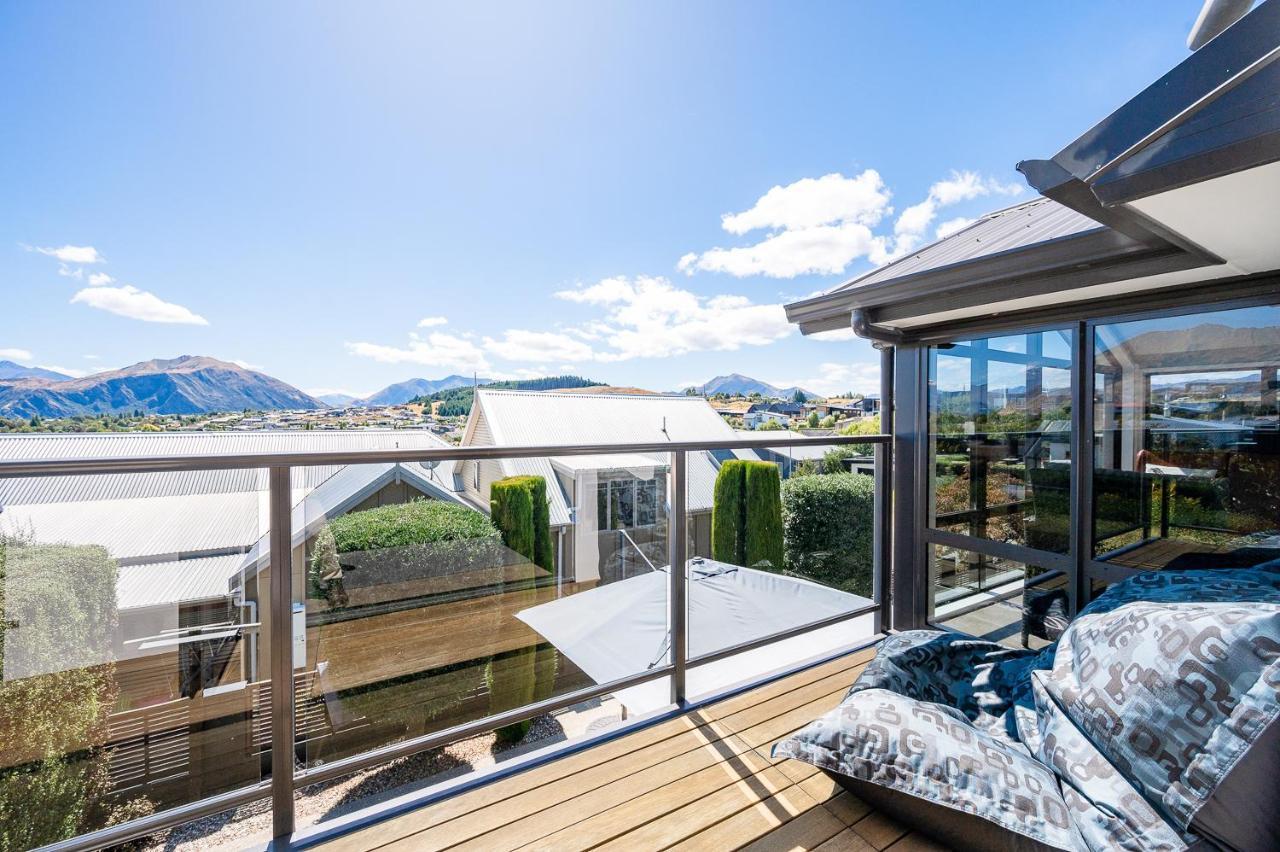 Ironside Lakeview Townhouse Wanaka Extérieur photo